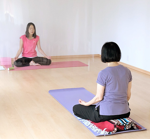 富士市ヨガスタジオ・ヨガパーソナルトレーニングのオリヴィンがおすすめする正しい呼吸のイメージ例②基本の呼吸