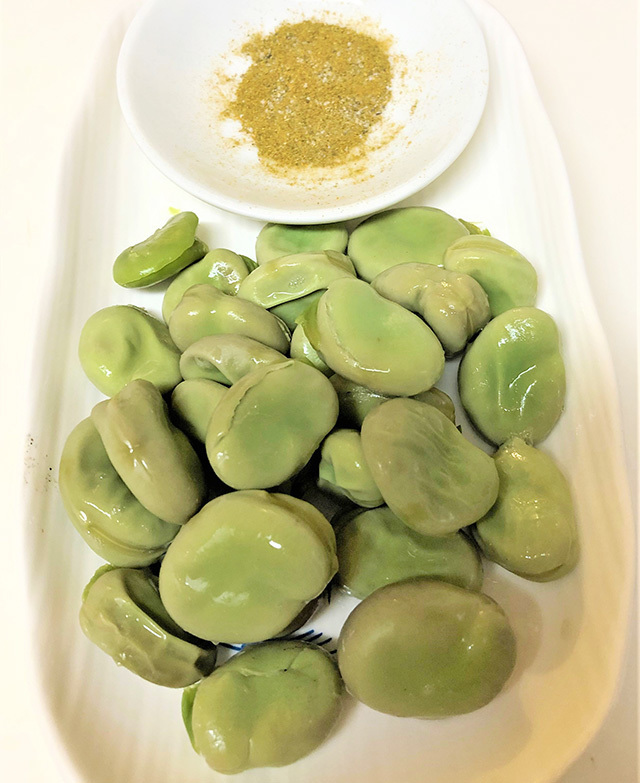 富士市ヨガスタジオ・ヨガパーソナルトレーニングのオリヴィンがおすすめする健康づくりのための食事について春の「そら豆」