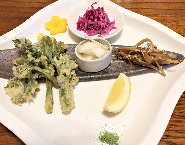 富士市ヨガスタジオ・ヨガパーソナルトレーニングのオリヴィンがおすすめする健康づくりのための食事について春の「うど」